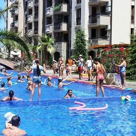 Апартамент Private At Cascadas *